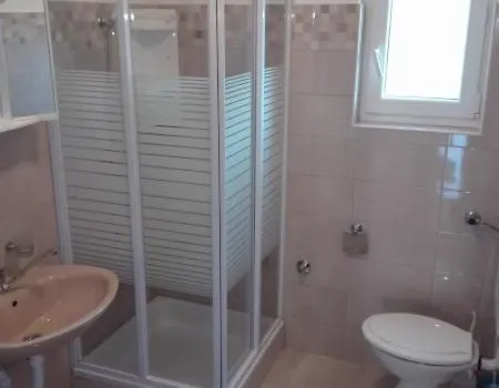 Family Apartments 1,2,3 * Sukošan