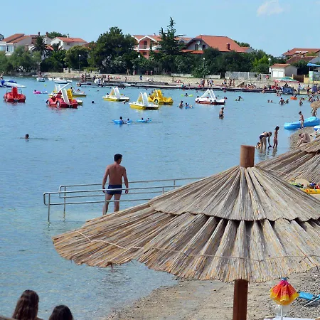 Apartman Jednosoban, Dvosoban, Trosoban Διαμέρισμα *