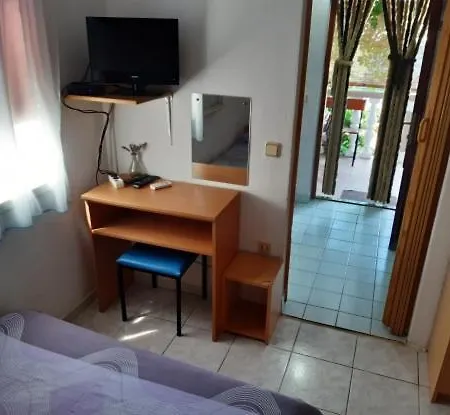 Family Apartments 1,2,3 Apartament *