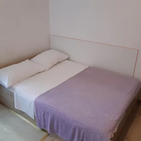 Apartament Family Apartments 1,2,3 *