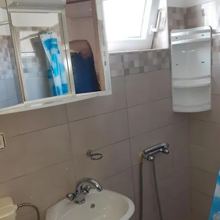 Family Apartments 1,2,3 *