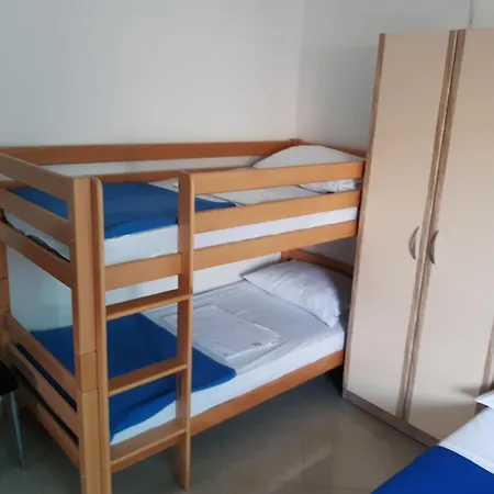 Family Apartments 1,2,3 *
